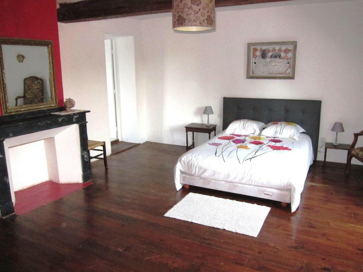 Au Peimarti Bed and Breakfast Castex  Buitenkant foto